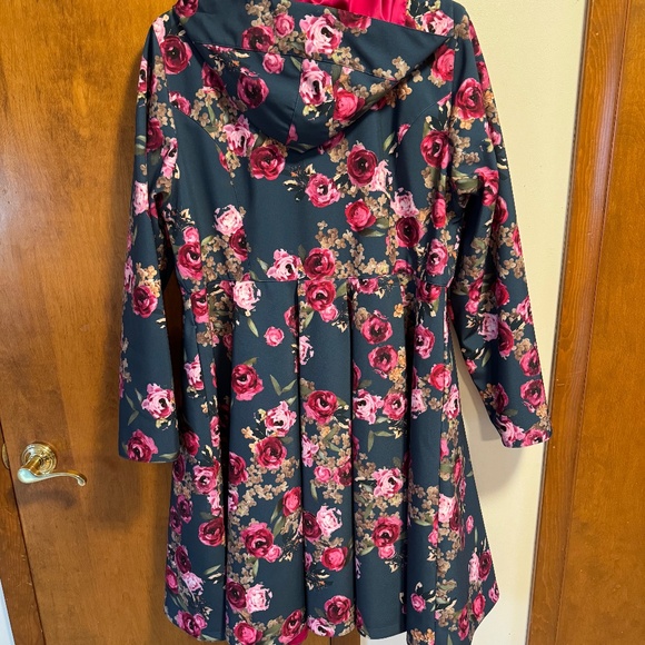 RainSisters Fit and Flare Coat with Pleated Back in Misty Rose - Picture 3 of 4